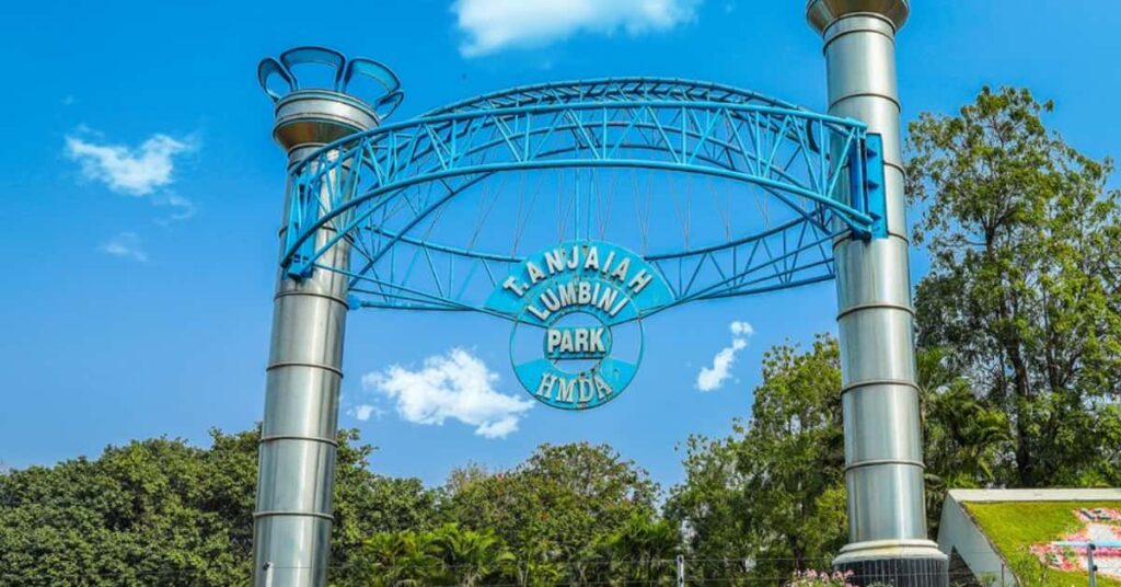 Top 10 Must-Visit Places in Hyderabad for First Timers