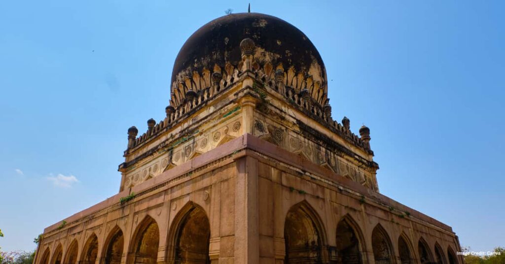 Qutb Shahi Tombs